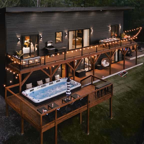 Summit Speakeasy - Image 1