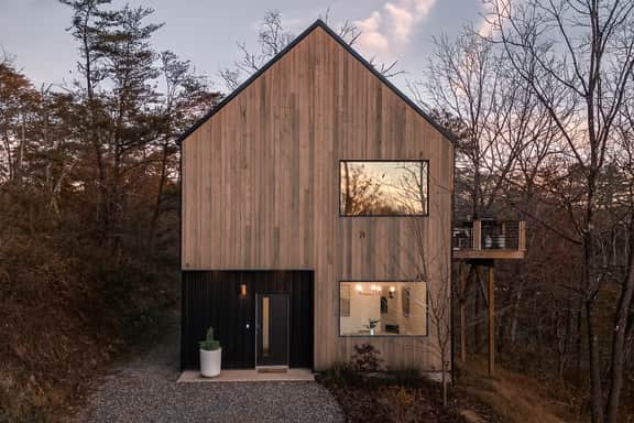 Gallery House - Image 4