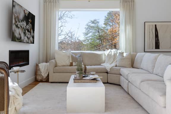 Gallery House - Image 3